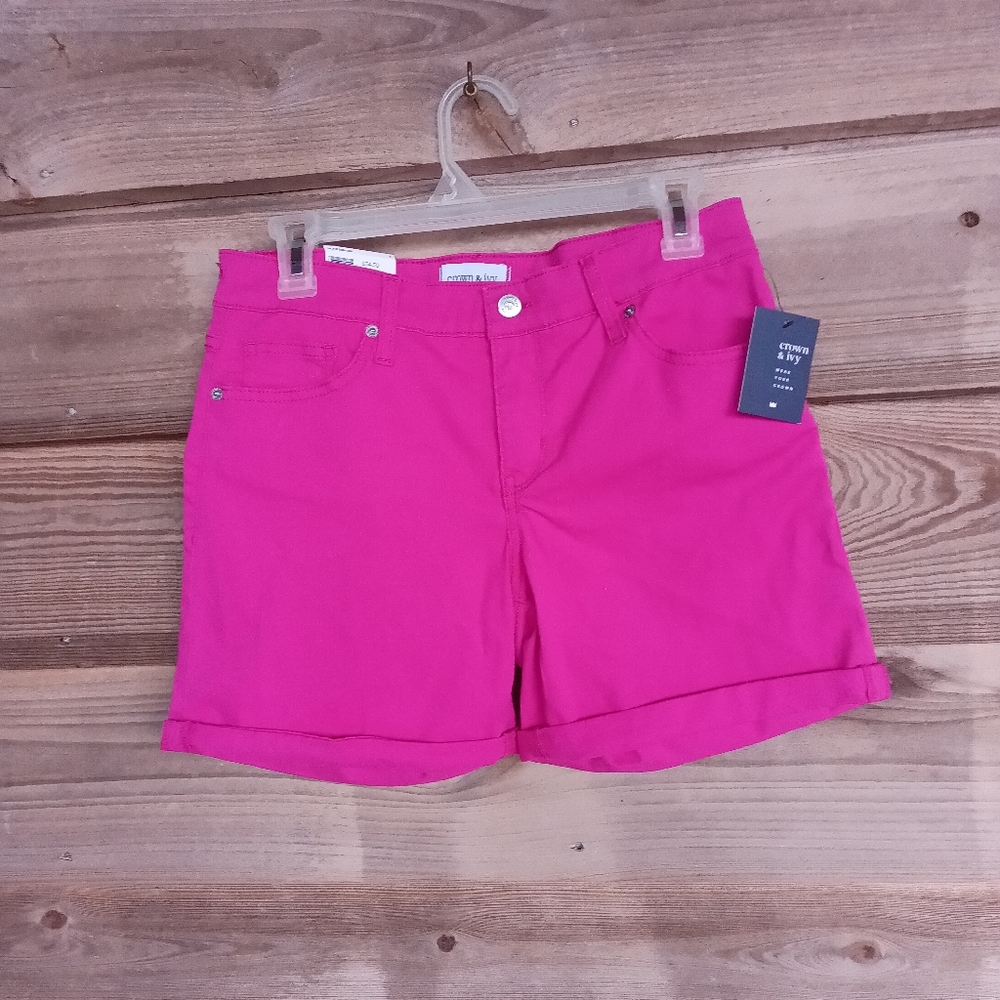 🆕 Crown & Ivy Rolled Cuff Mid Rise Shorts